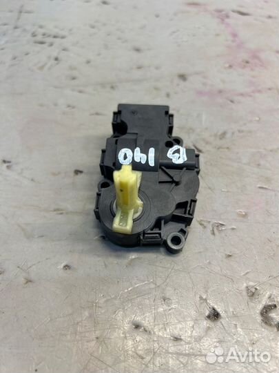 Заслонка печки Bmw 5 G30 2.0 2021