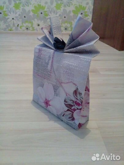 Пакеты подарочные