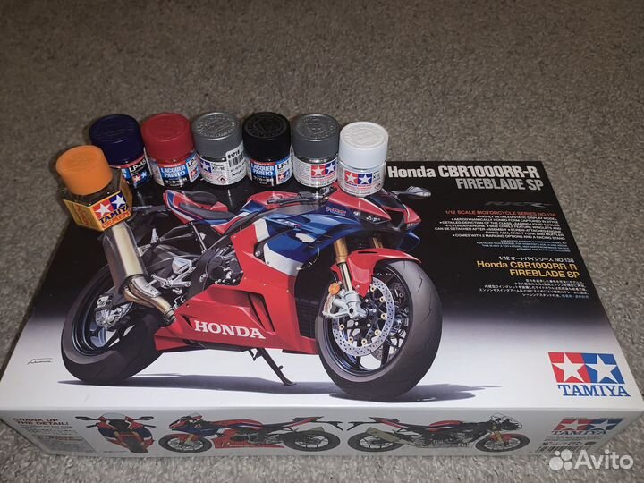 Модель Honda CBR1000rr Tamiya
