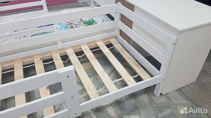 Кровать софа массив 160/80 (новый)