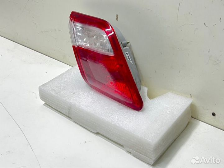 Фонарь задний левый Toyota Camry V40 2006-2011
