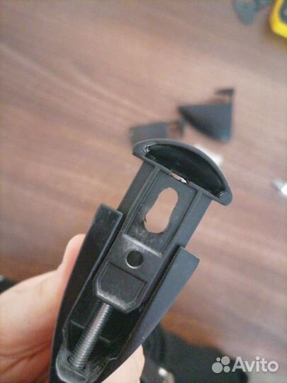 Кранштейн для полки Пеликан