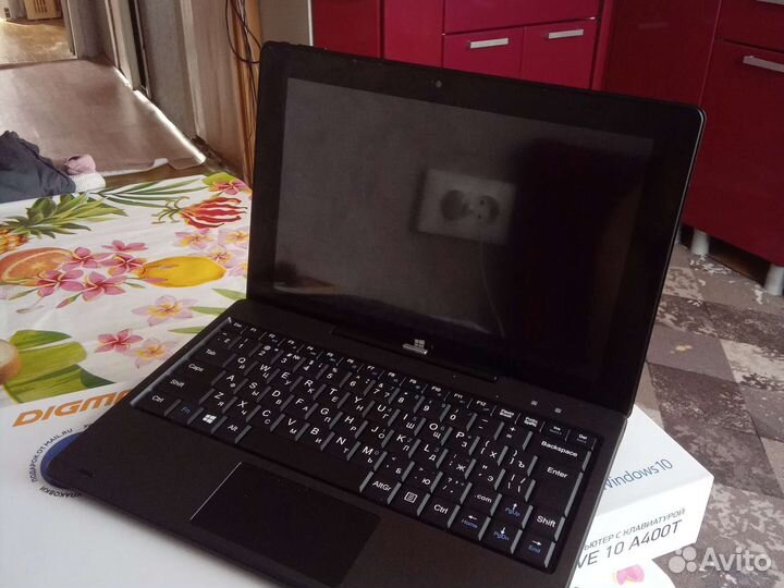 Планшетный компьютер с клавиатурой