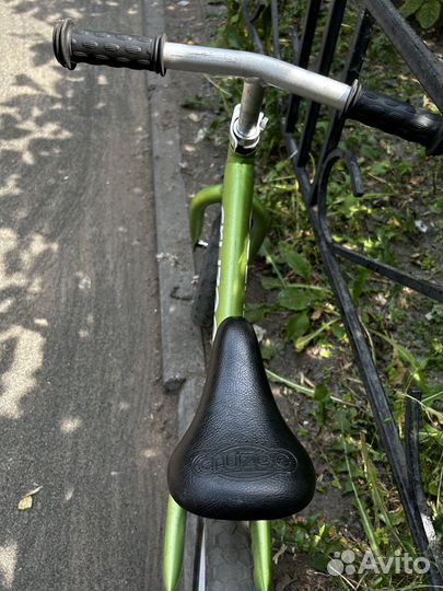 Беговел cruzee красный и зеленый 2 шт