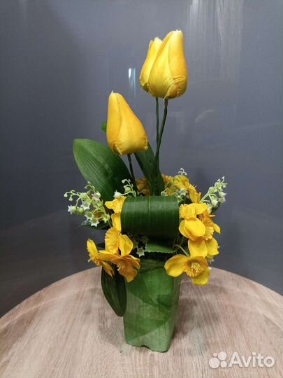 Цветочная композиция для интерьера