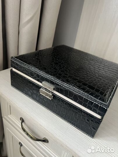 Шкатулка для украшений