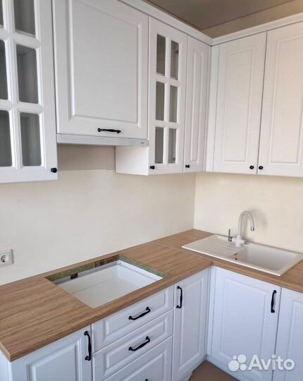 Кухонный гарнитур на заказ (нестандарт)