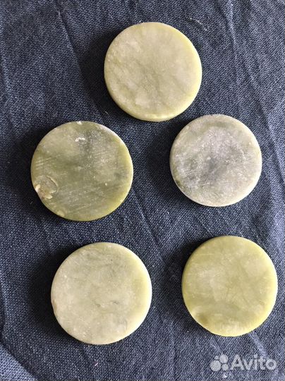 Нефритовый камень 5 шт
