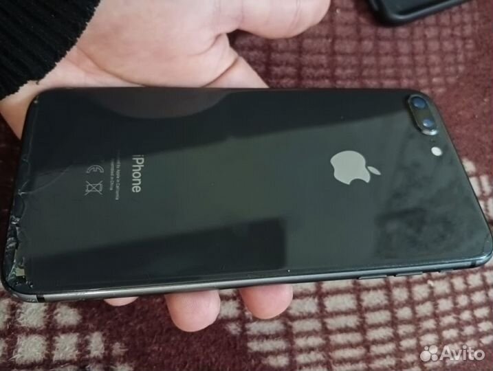 iPhone 8 Plus, 256 ГБ