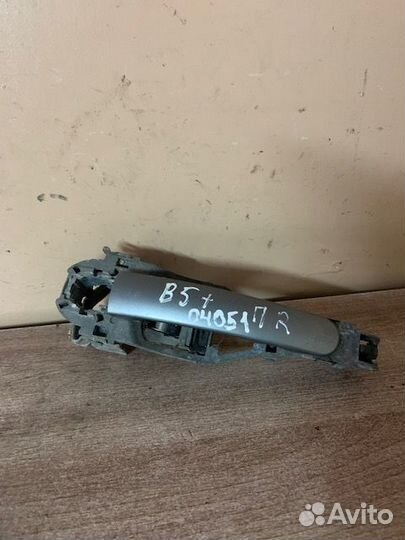 Ручка передней правой двери passat B5