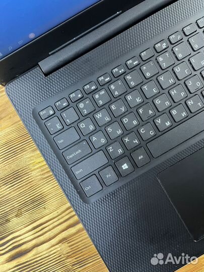 Офисный ноутбук Dell i3 10го, озу 8Gb, SSD M2 256G