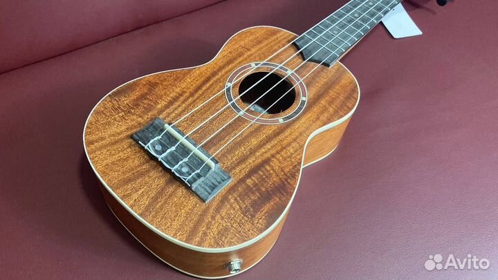 Укулеле сопрано подключаемая