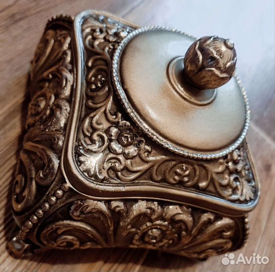 Шкатулка для украшений новая