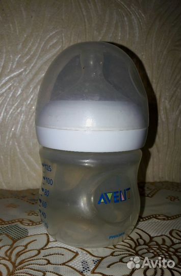 Молокоотсос Philips Avent+бутылочки Avent
