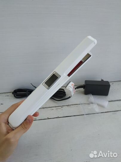 Утюжок для лечения волос ультразвуковой новый