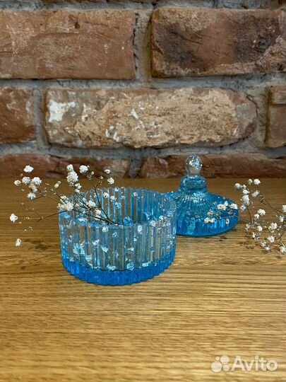 Шкатулка для украшений из эпоксидной смолы