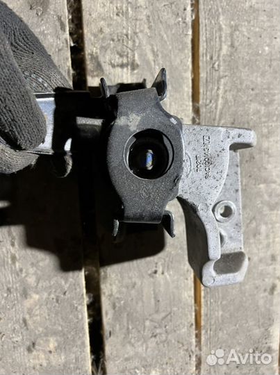 Опора подушка двигателя Lifan Solano