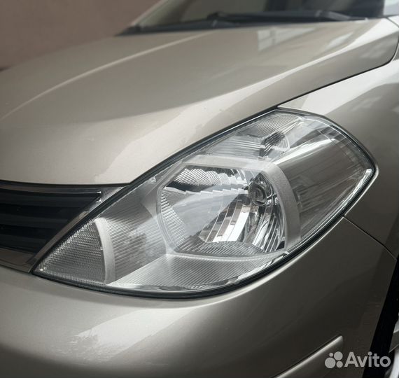 Nissan Tiida 1.6 AT, 2011, 130 100 км