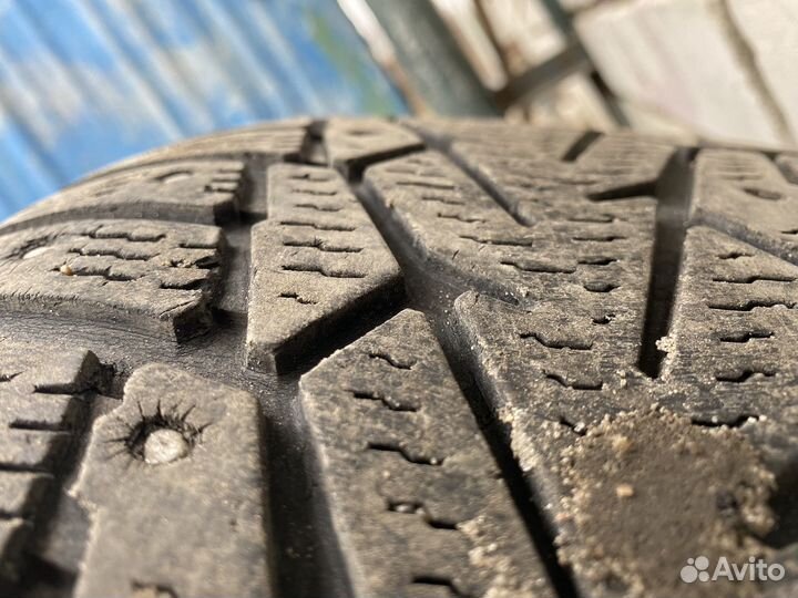 Nokian Tyres Hakkapeliitta 7 225/55 R17