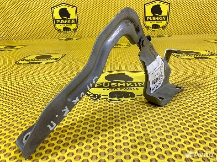 Петля капота правая Nissan Qashqai