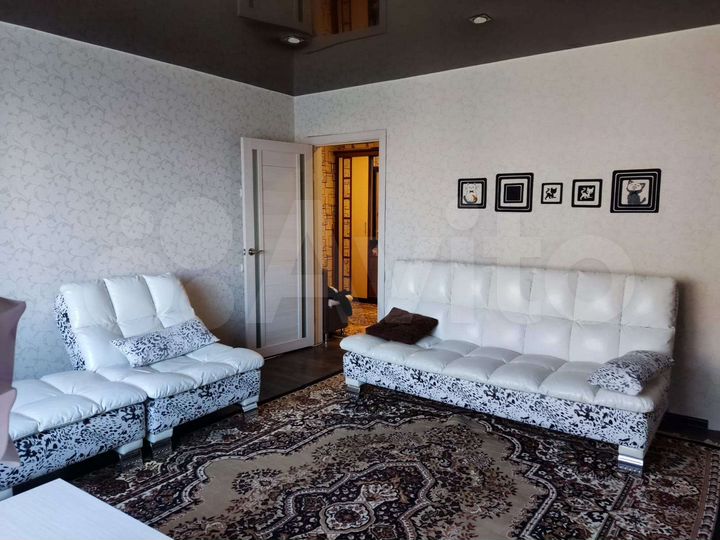 2-к. квартира, 60 м², 4/10 эт.