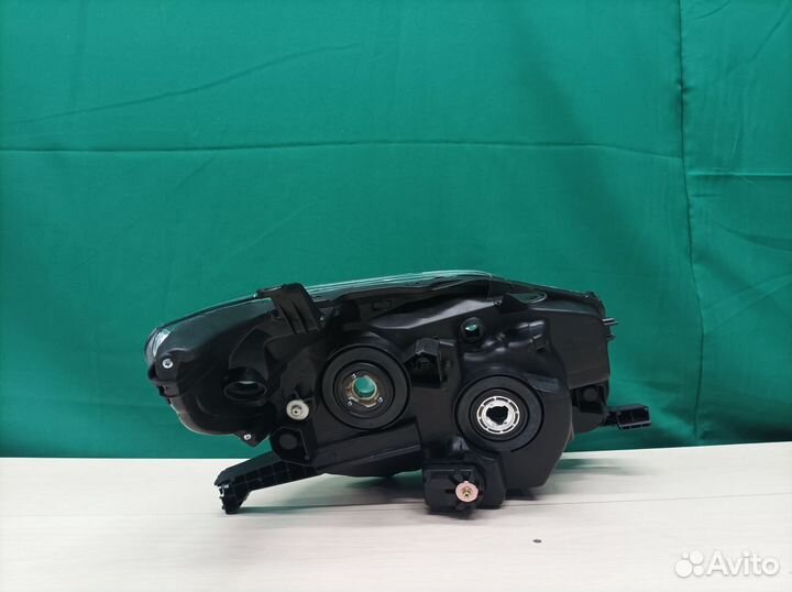 Фара левая Toyota Prado 150 2009