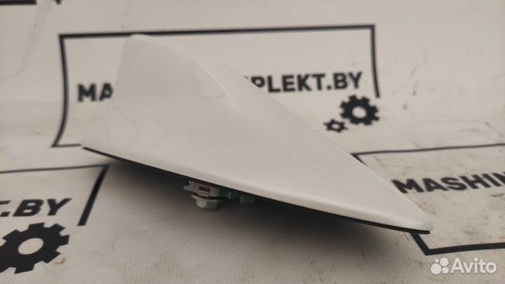 Антенна на крыше Toyota Land Cruiser 300 V35afts