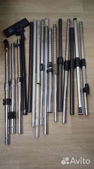 Шланги, трубки, щетки,двигатель для пылесоса