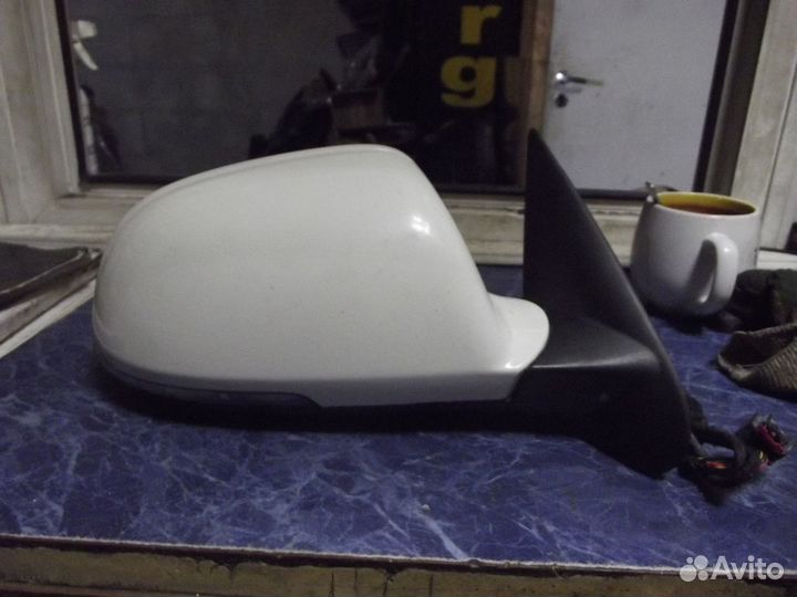 Зеркало правое Шкода Октавия А5 Оригинал