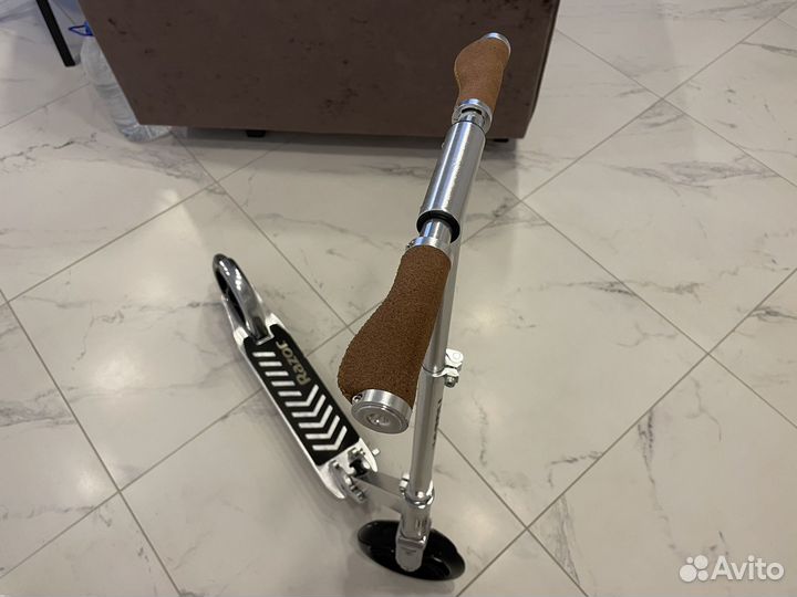 Самокат Razor A5 DLX