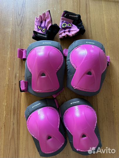 Защита наколенники, налокотники, перчатки 5 лет