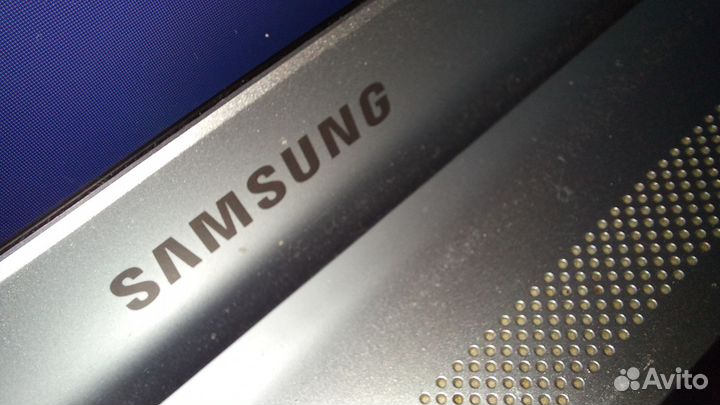 Ноутбук Samsung np-rv520