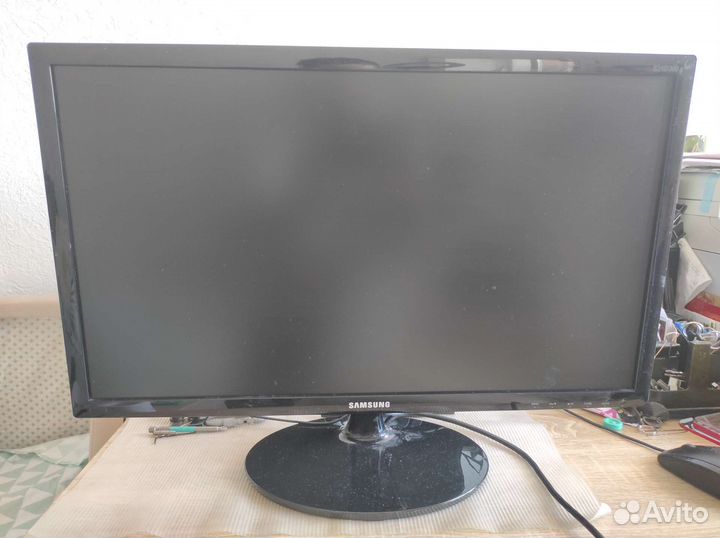 3 шт Монитор Самсунг и хендай