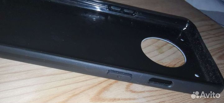 Чехол на OnePlus 7t новый