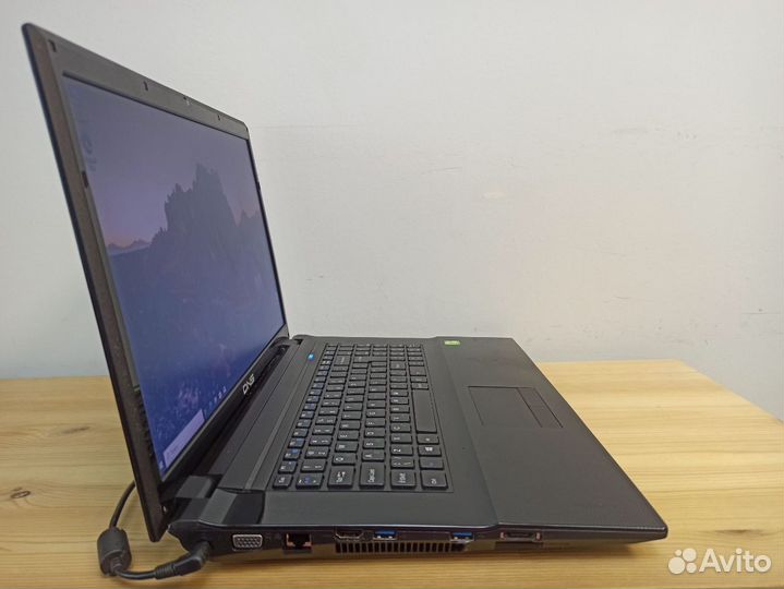 Мощный ноутбук на i5 17 дюймов