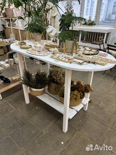 Стол высокий