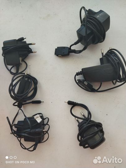 Зарядное устройство для старого сотового телефона