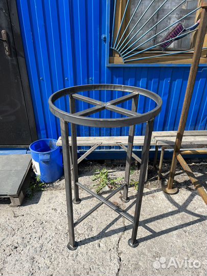 Подставка для бочки 227л