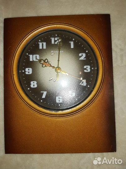 Настенные часы Янтарь времен СССР