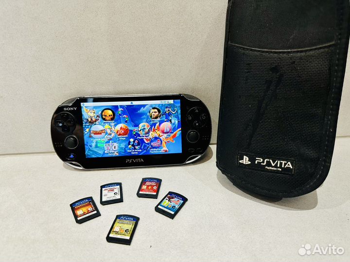 Ps vita / игры / чехол / microSD 16gb