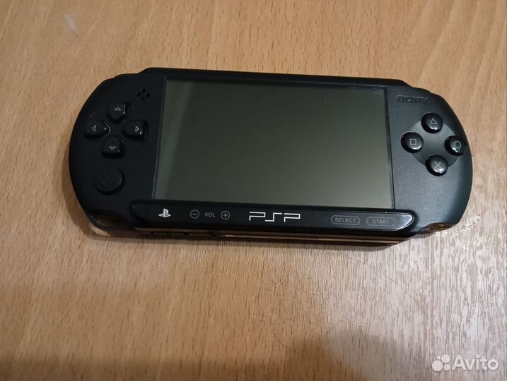 Sony PSP e 1008