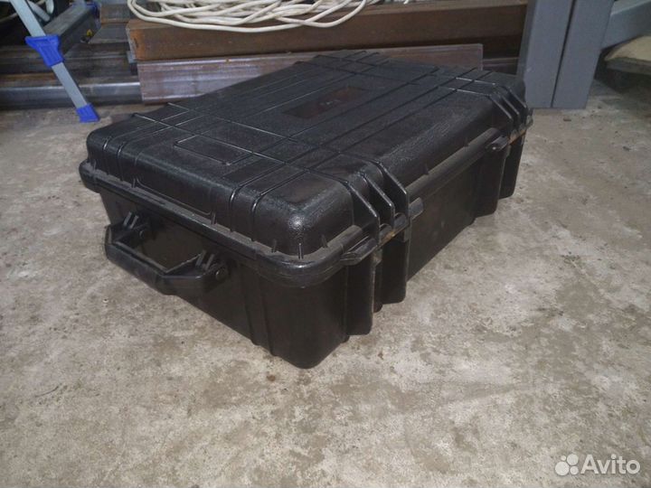 Ящик, кейс, чемодан ударопрочный