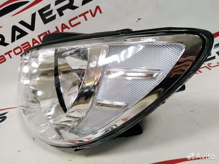 Фара левая Hyundai Getz/TYC