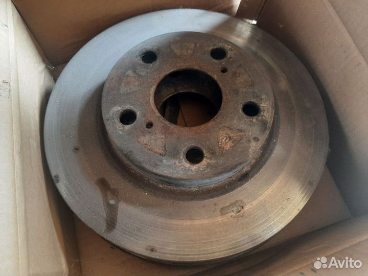 Упорный диски тоета каролла