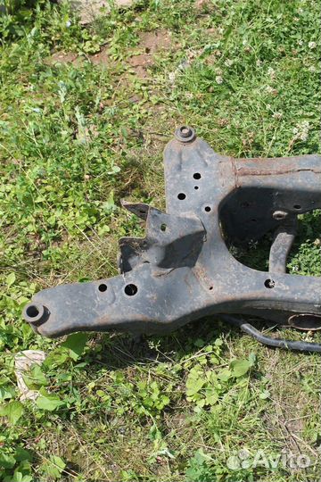 Подрамник задний Nissan Qashqai J11