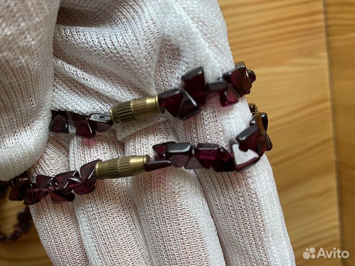 Бусы из граната