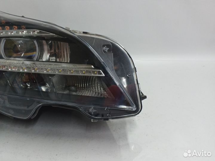 Фара правая Mercedes Benz W218 LED CLS