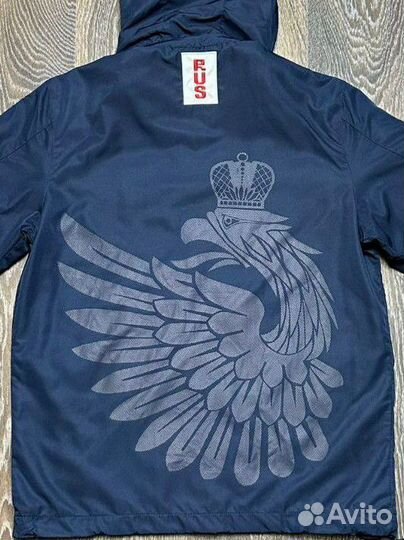 Демисезонная куртка 