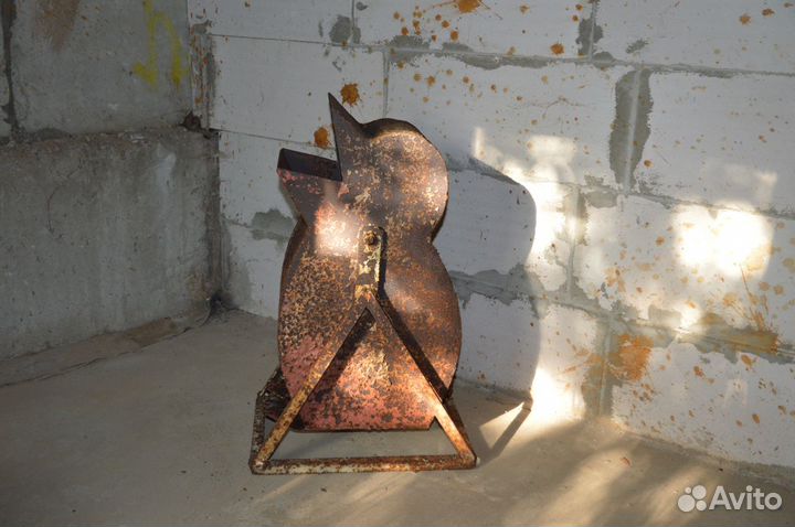 Легендарная урна пингвин. Бесплатно привезу