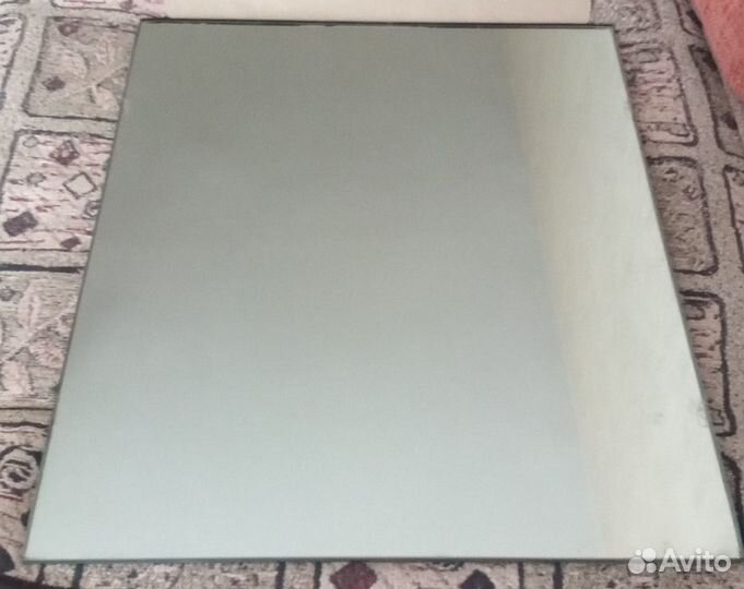 Зеркало без рамы